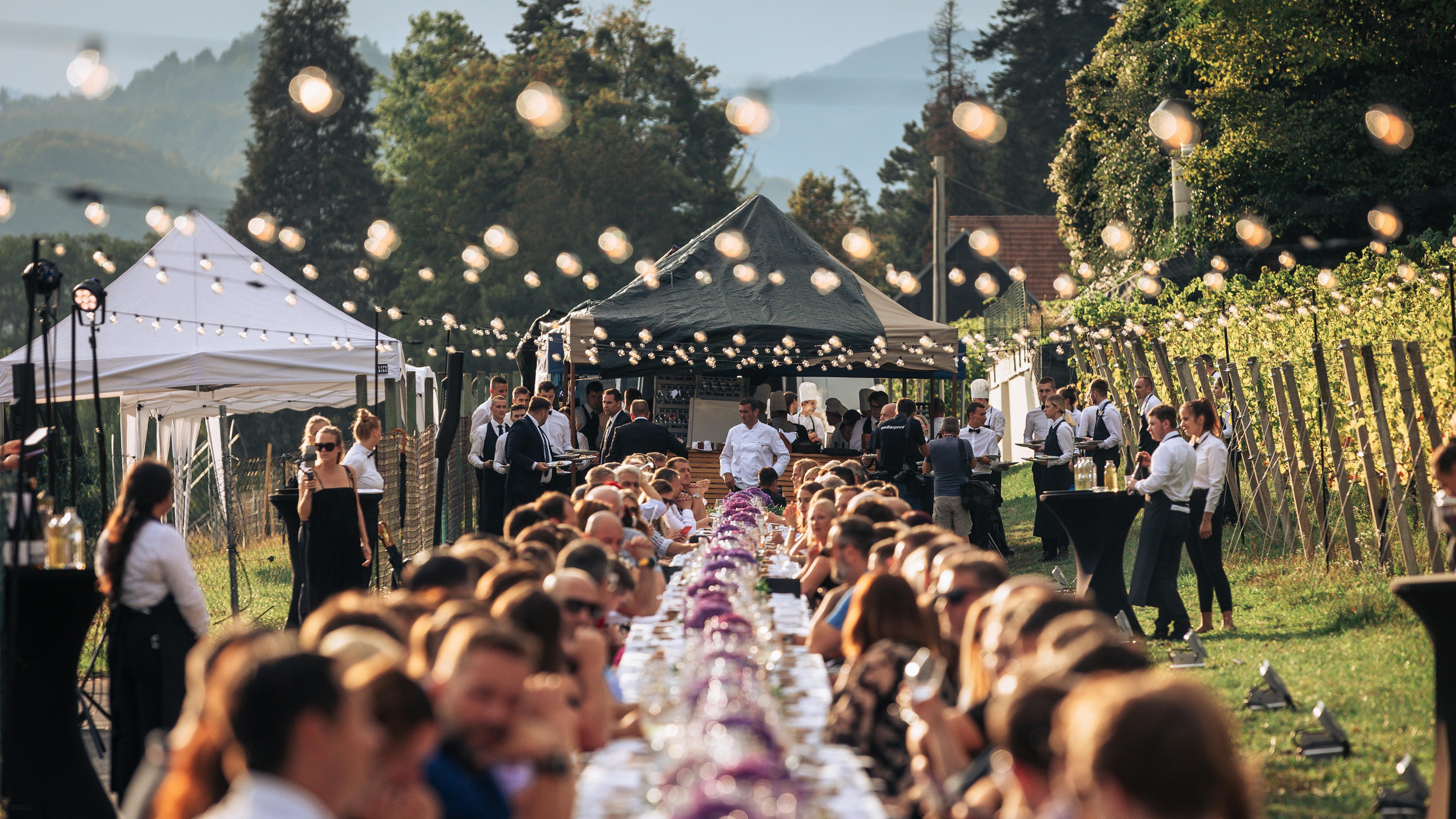 Zametna-vecerja-2022_long-table_Maribor_Pohorje_Slovenia_Slovenija_Christian-Fluher (94)